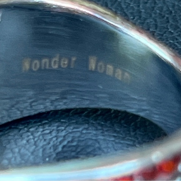 Red White and Blue WONDER WOMAN Gemstone Ring. Size 6 - Picture 7 of 9